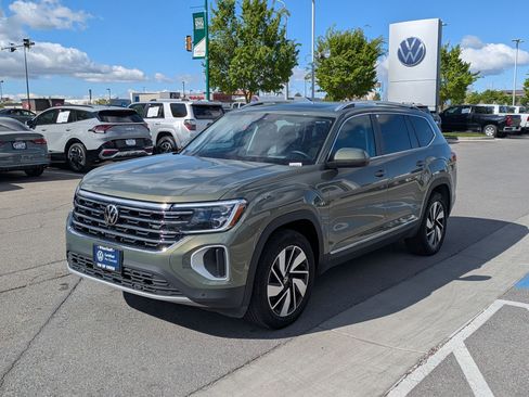 Certified 2025 Volkswagen Atlas SEL AWD/4WD image 11