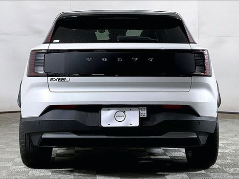 New 2026 Volvo EX30 Cross Country Ultra w/ Protection Package Premier image 3