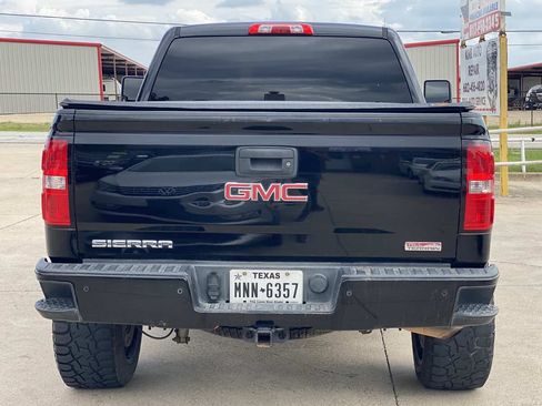 Used 2014 GMC Sierra 1500 SLT w/ All-Terrain Package AWD/4WD image 6