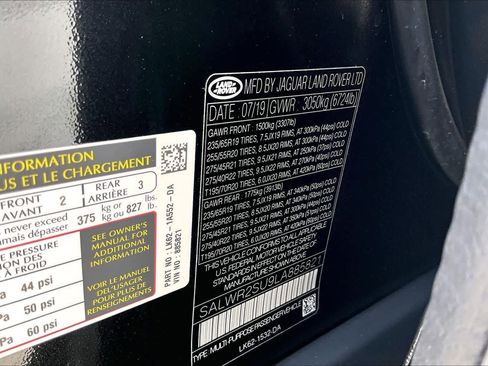 Used 2020 Land Rover Range Rover Sport HSE image 35