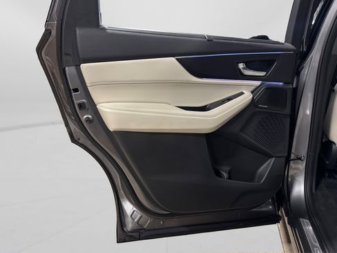 Used 2025 Acura MDX Type S image 40