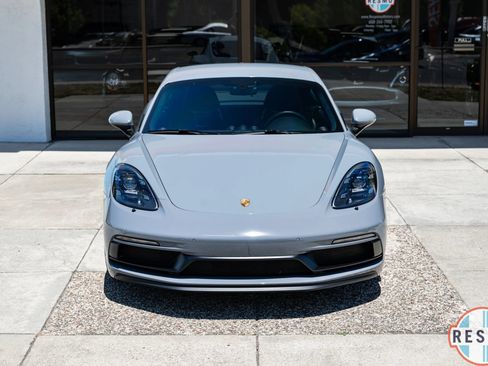 Used 2024 Porsche 718 Cayman GTS RWD image 2