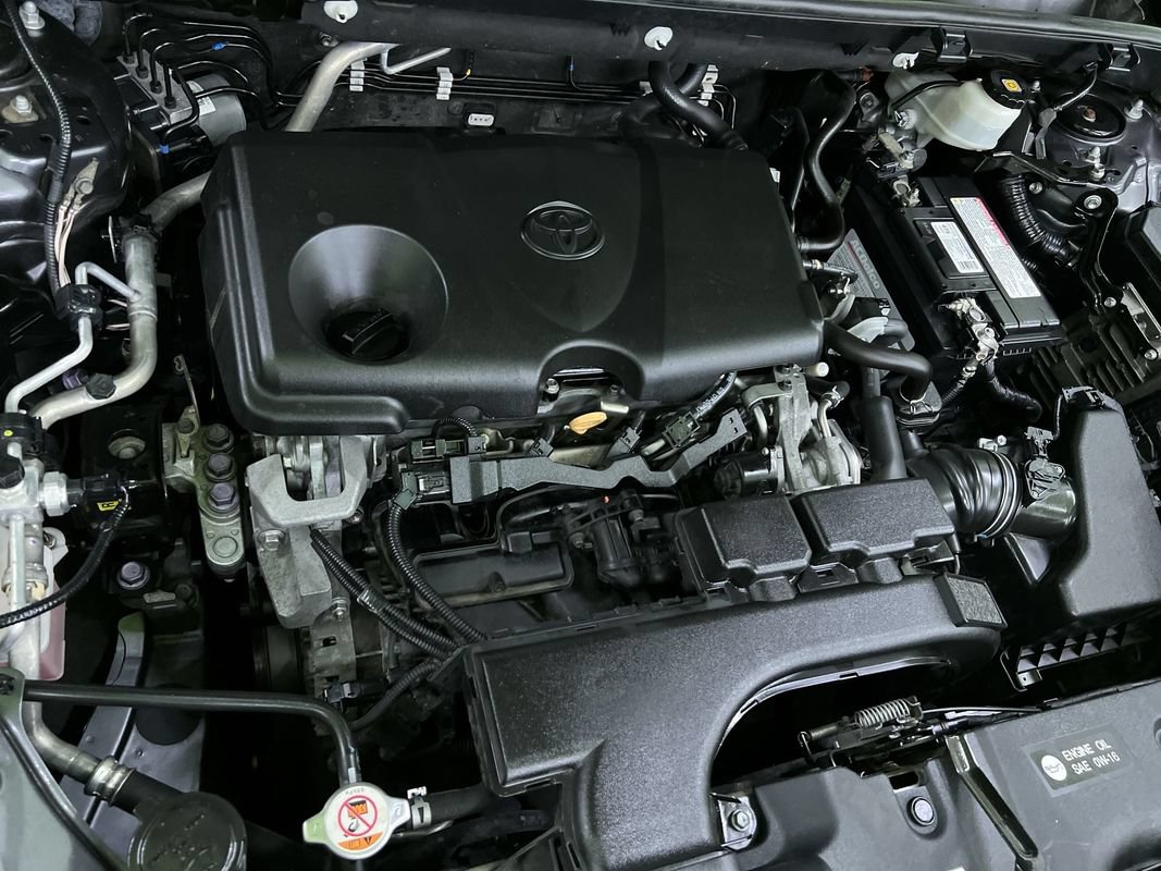 Used 2020 Toyota RAV4 XLE FWD image 18