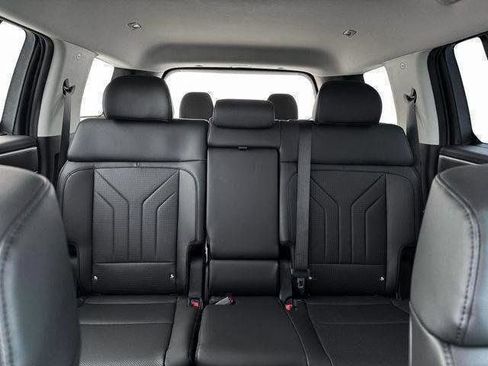 New 2025 Hyundai Santa Fe SEL AWD/4WD image 16