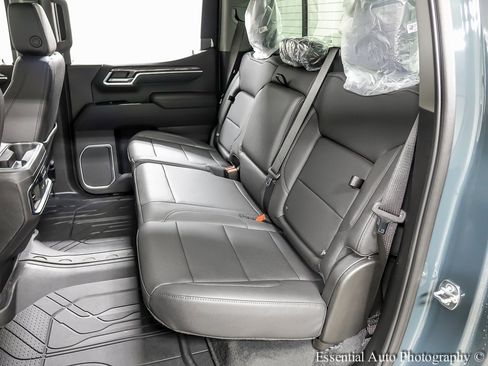 New 2026 Chevrolet Silverado 1500 LTZ w/ LTZ Premium Package image 11