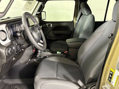 New 2026 Jeep Gladiator Willys image 19