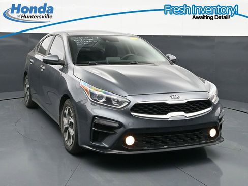 Used 2021 Kia Forte LXS FWD image 1
