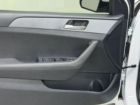 Used 2018 Hyundai Sonata SE FWD image 20