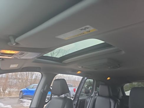 Used 2022 Honda Odyssey Touring image 31