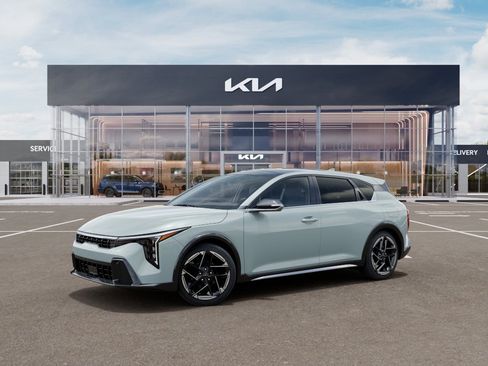 New 2026 Kia K4 GT-Line FWD image 3