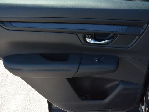 Certified 2025 Honda CR-V LX image 15
