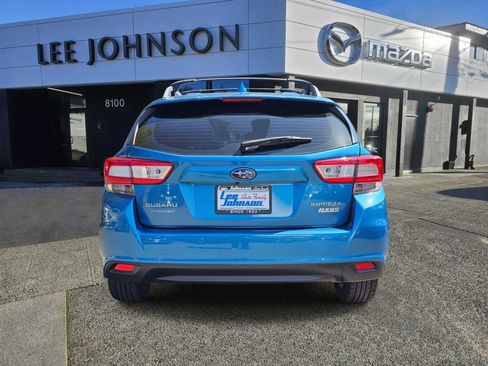 Used 2017 Subaru Impreza 2.0i Limited w/ Moonroof/BSD & Rcta/Eyesight AWD/4WD image 4