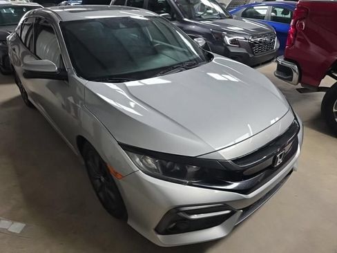 Used 2020 Honda Civic EX image 4