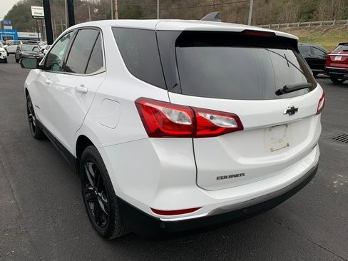 Used 2020 Chevrolet Equinox LT w/ Sport Edition image 4