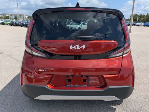 Certified 2024 Kia Soul LX w/ Option Group 015 FWD image 6