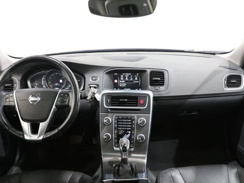 Used 2015 Volvo S60 T5 Platinum w/ Climate Package FWD image 13
