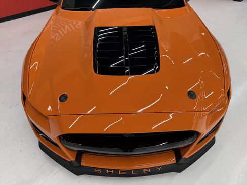 Used 2021 Ford Mustang Shelby GT500 w/ Technology Package image 6