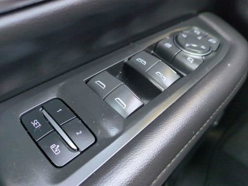 Used 2023 Chevrolet Tahoe High Country image 25