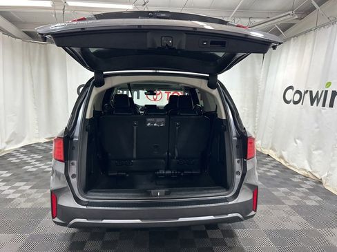 Used 2025 Honda Odyssey EX-L image 8