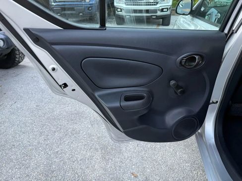 Used 2015 Nissan Versa S Plus image 16