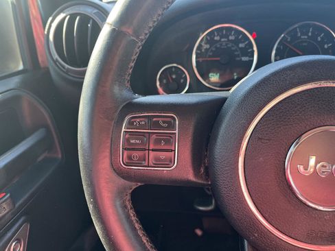 Used 2017 Jeep Wrangler Unlimited Sport w/ Connectivity Group image 16