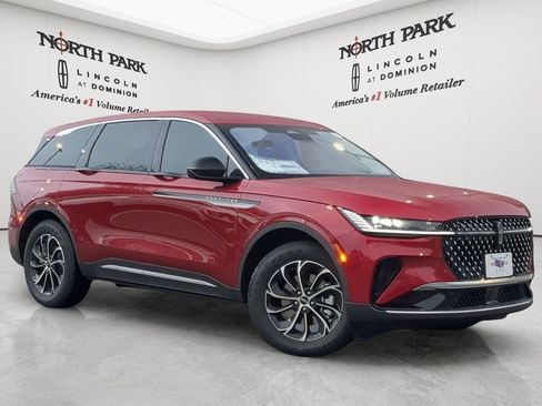 New 2026 Lincoln Nautilus Premier AWD/4WD image 1