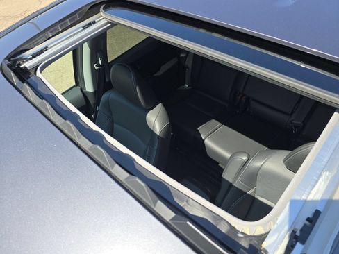 Used 2022 Honda Ridgeline RTL-E image 3