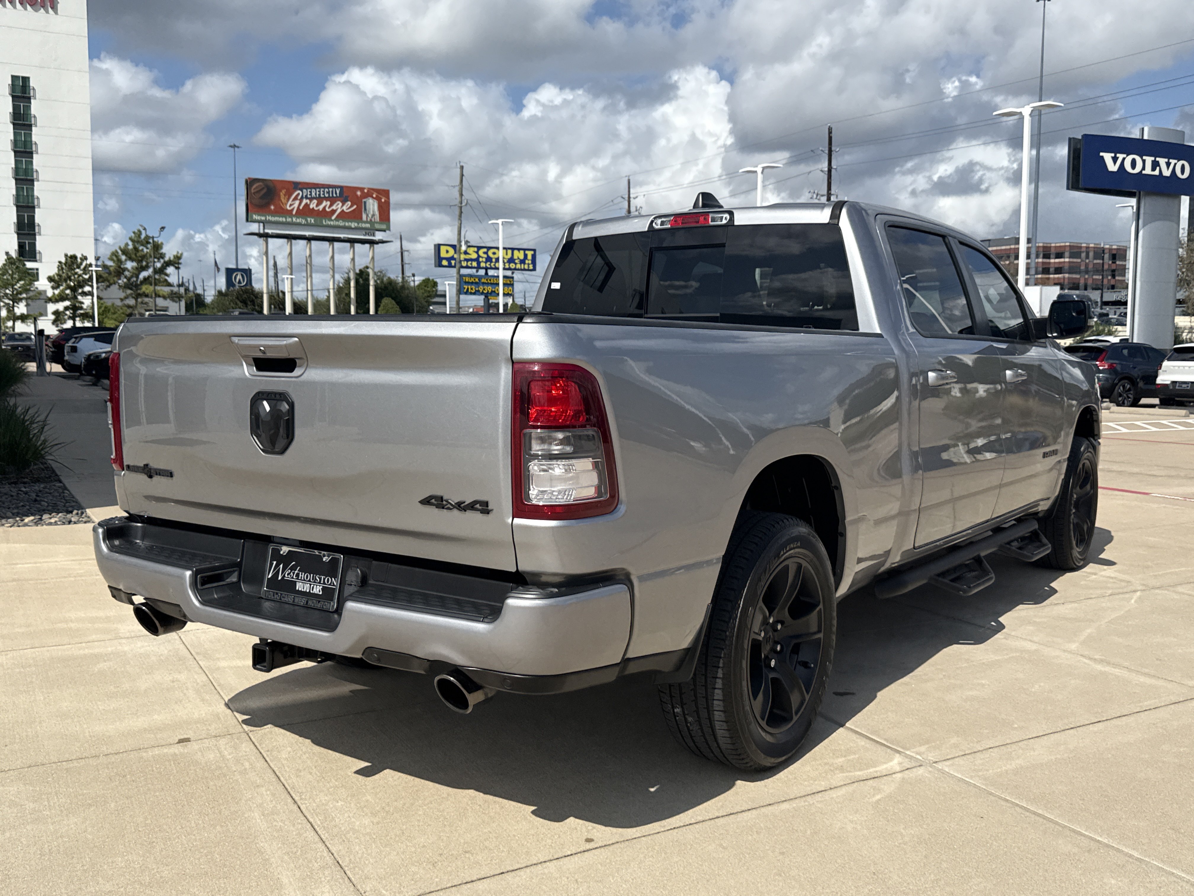 Used 2022 RAM 1500 Lone Star AWD/4WD image 7