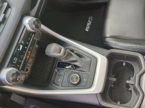 Used 2024 Toyota RAV4 SE image 20