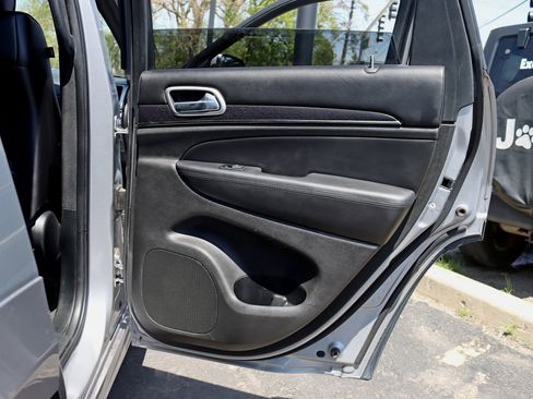 Used 2018 Jeep Grand Cherokee High Altitude AWD/4WD image 35