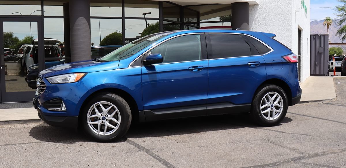 Used 2021 Ford Edge SEL w/ Cargo Accessory Package AWD/4WD image 4