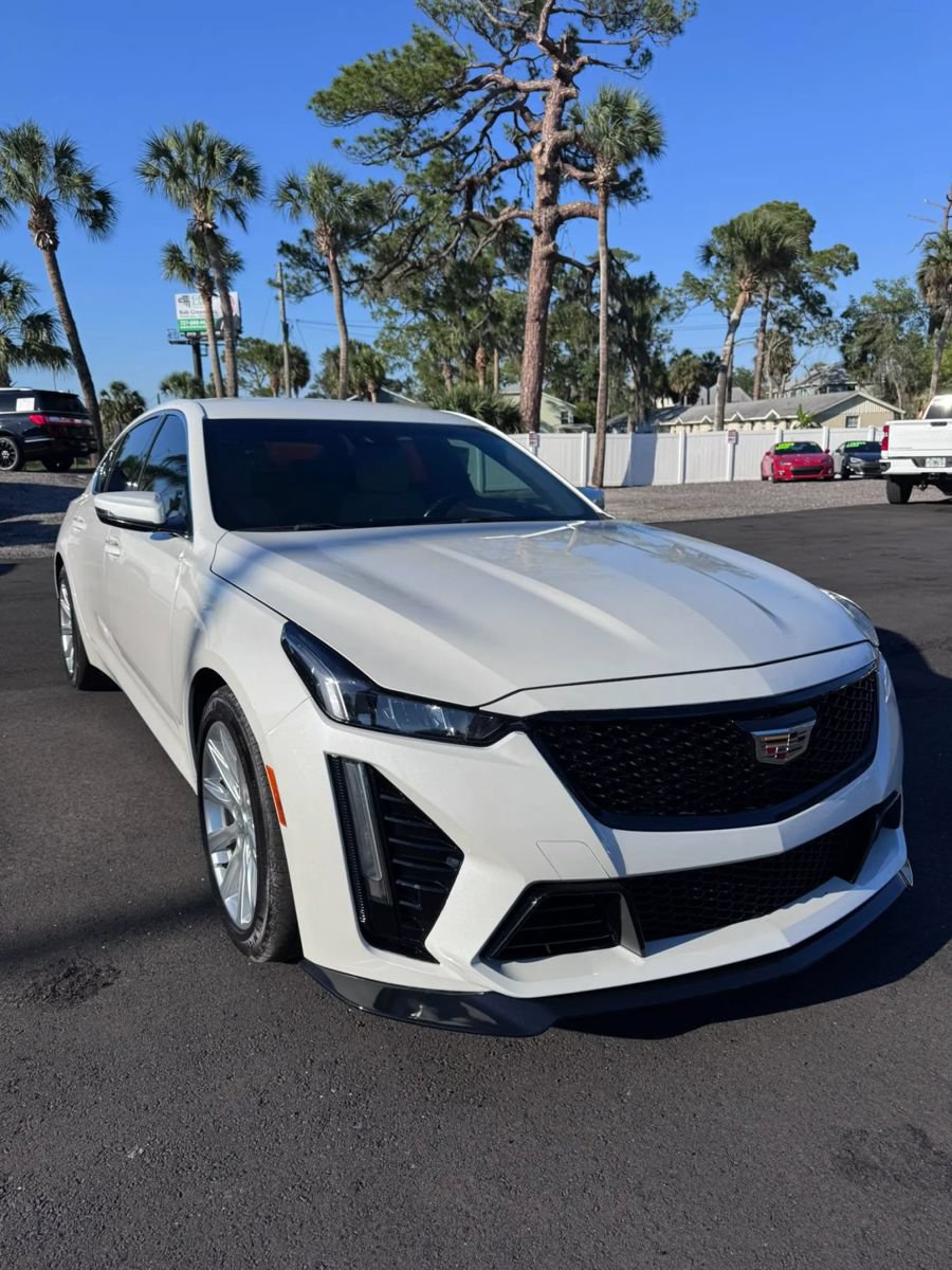 Used 2021 Cadillac CT5 Luxury w/ Cold Weather Package RWD image 3