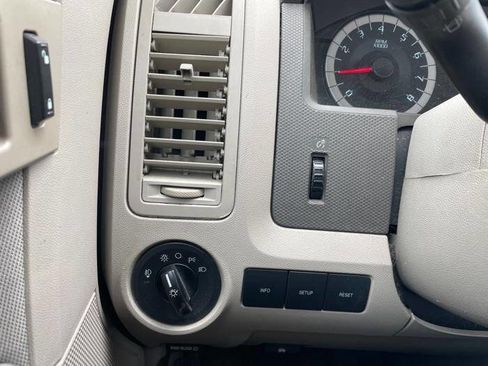 Used 2011 Ford Escape XLT w/ 201A Rapid Spec Order Code FWD image 33