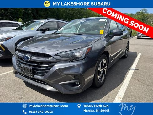 Used 2025 Subaru Legacy Premium AWD/4WD image 3