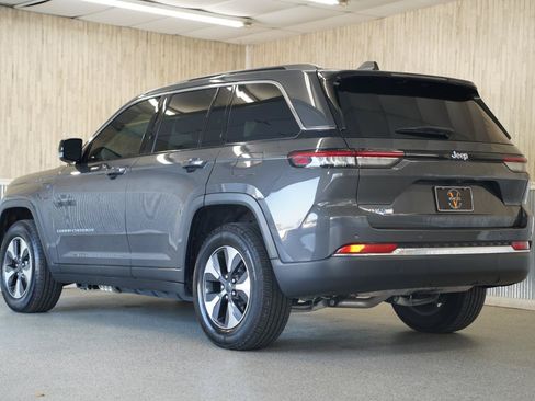 Used 2024 Jeep Grand Cherokee Limited 4xe AWD/4WD image 7