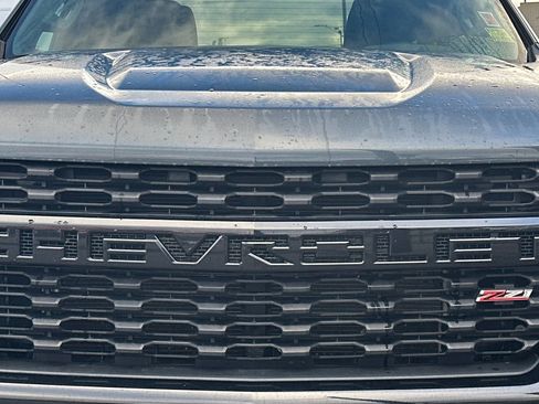 Used 2019 Chevrolet Silverado 1500 Custom Trail Boss w/ Custom Convenience Package image 44