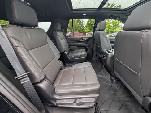 Used 2023 Chevrolet Tahoe High Country w/ Premium Package 2 AWD/4WD image 11