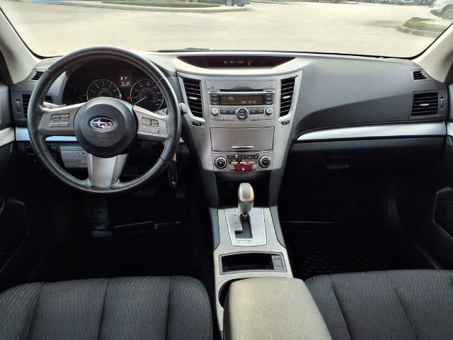 Used 2011 Subaru Legacy 2.5i Premium AWD/4WD image 5