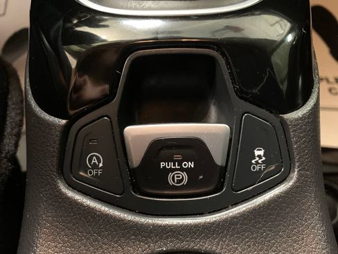 Used 2021 Jeep Compass Limited AWD/4WD image 27