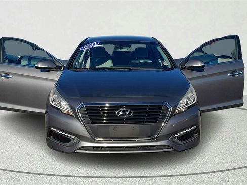 Used 2017 Hyundai Sonata Plug-In Hybrid image 9