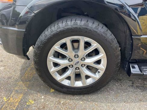 Used 2017 Ford Expedition Limited AWD/4WD image 13