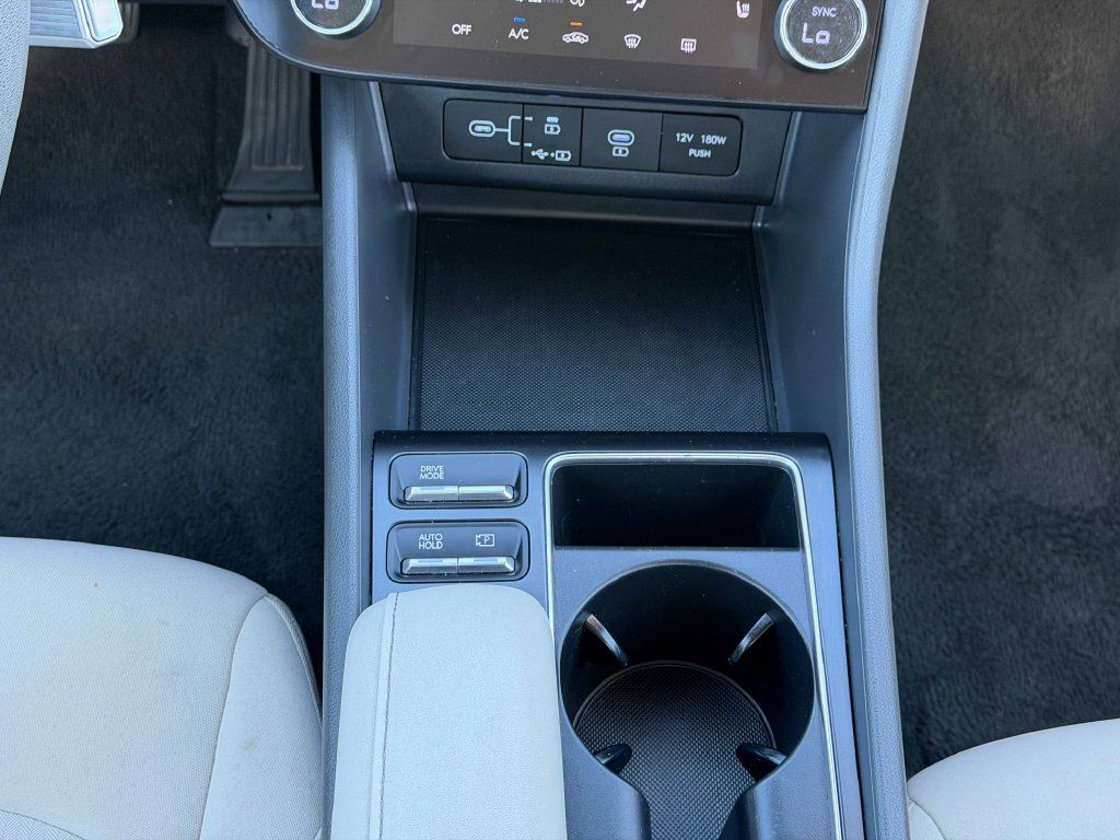 Used 2024 Nissan Altima 2.5 SV FWD image 33