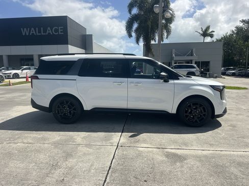 New 2026 Kia Carnival SX FWD image 5
