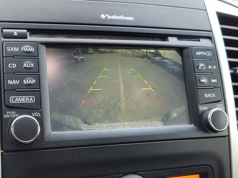 Used 2018 Nissan Frontier PRO-4X image 22