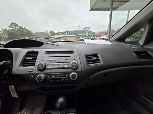 Used 2011 Honda Civic LX image 18