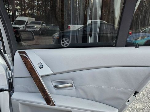 Used 2004 BMW 525i Sedan image 36