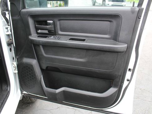 Used 2024 RAM 3500 Tradesman w/ Chrome Appearance Group AWD/4WD image 24