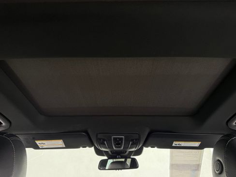 Used 2019 Mercedes-Benz GLS 450 4MATIC image 4