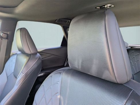 Used 2023 Lexus RX 350 Premium image 39