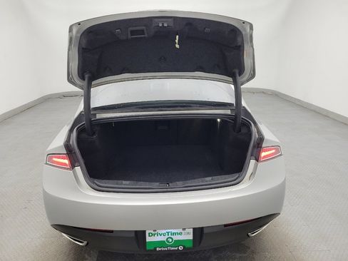 Used 2013 Lincoln MKZ image 29